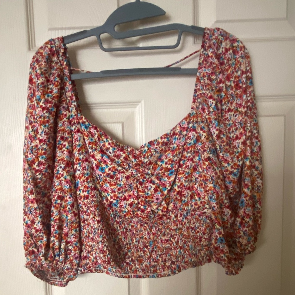 AFRM Floral “Red Ditsy” Floral Print Crop top SZ M